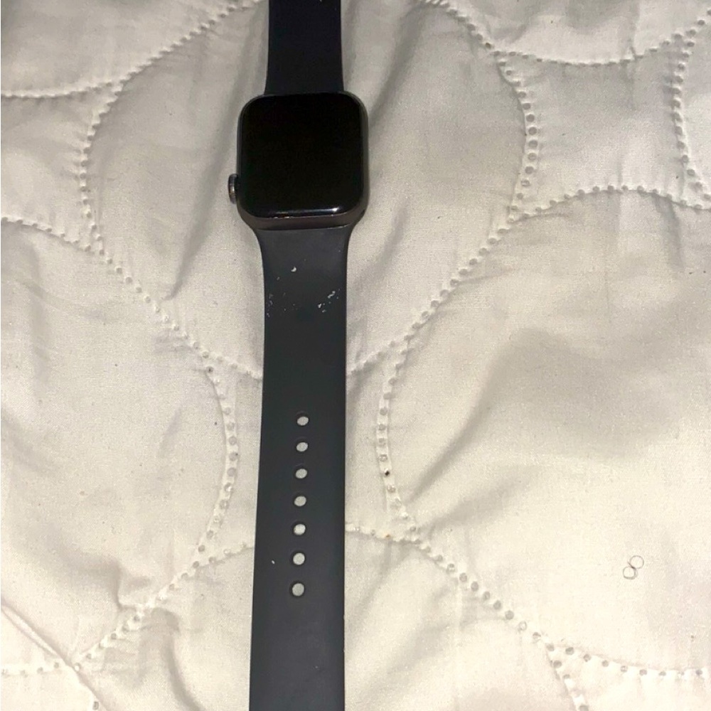 Black Apple Watch 44M